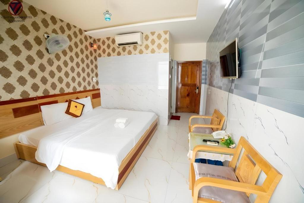 Yen Vy 04 Luxury Hotel Куїнон Екстер'єр фото