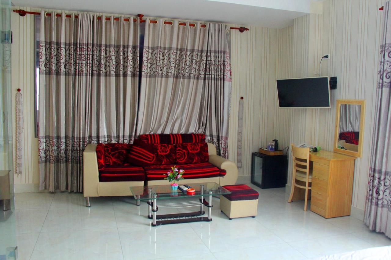 Yen Vy 04 Luxury Hotel Куїнон Екстер'єр фото
